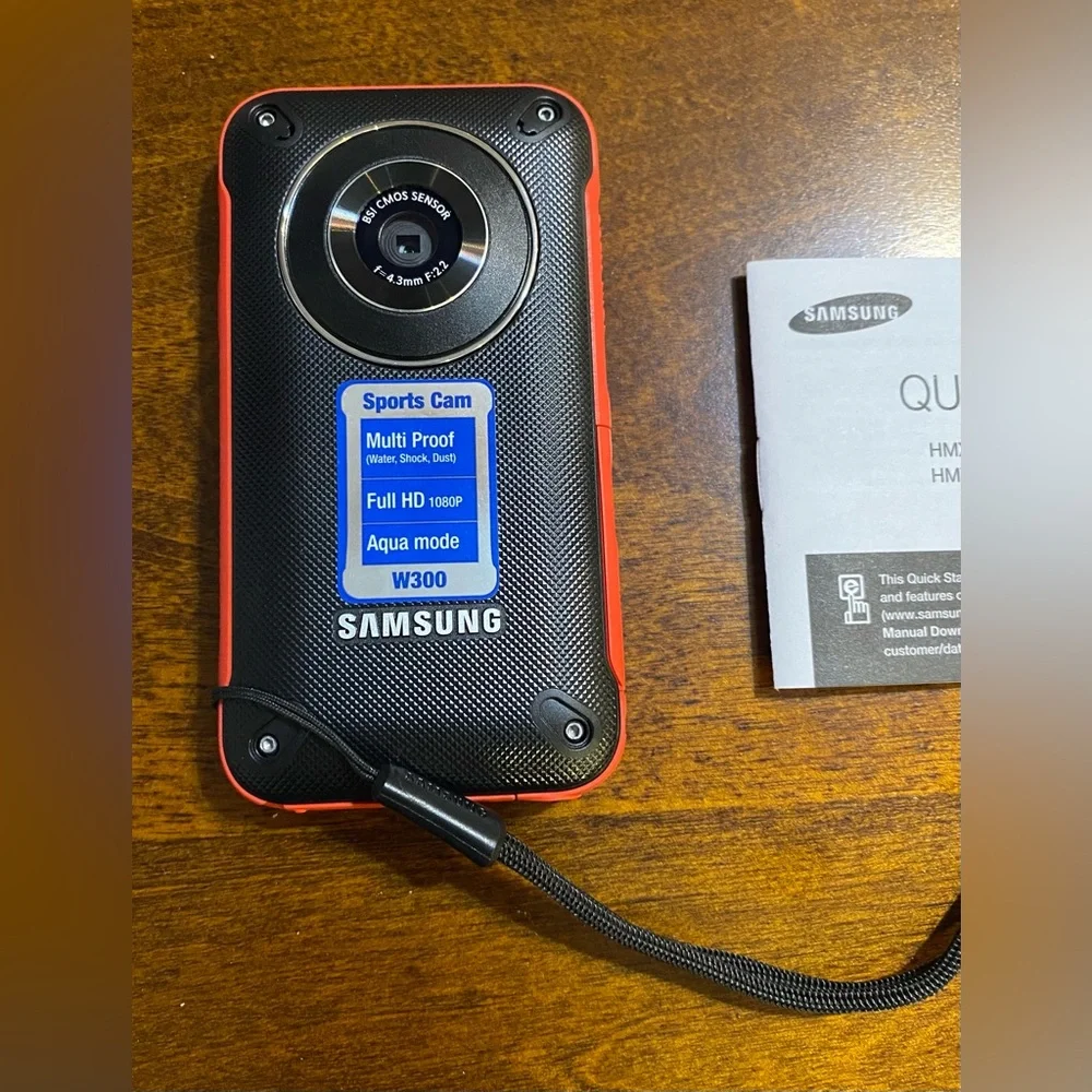 Samsung HMX-W300 Full HD pocket waterproof camcorder